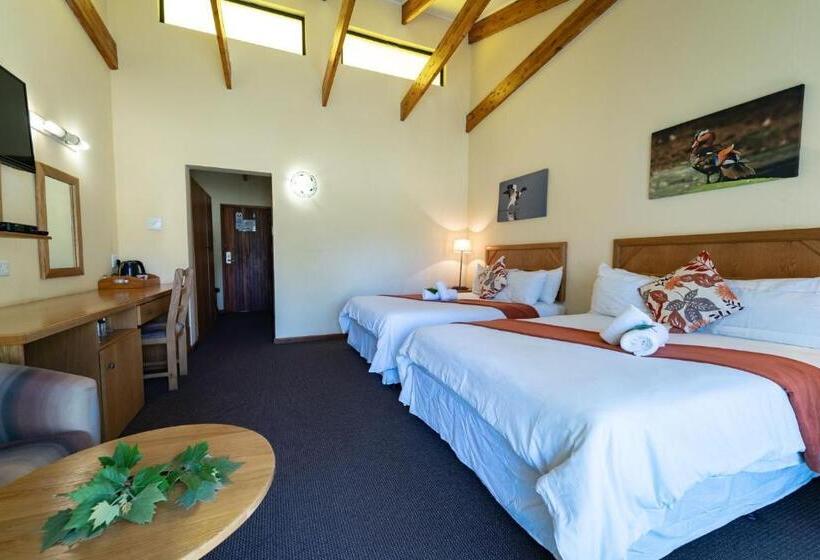 فندق Gooderson Monks Cowl Golf Resort