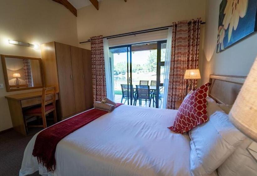 فندق Gooderson Monks Cowl Golf Resort