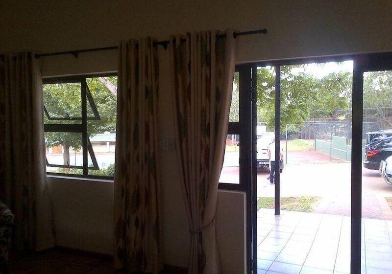 فندق Gooderson Monks Cowl Golf Resort