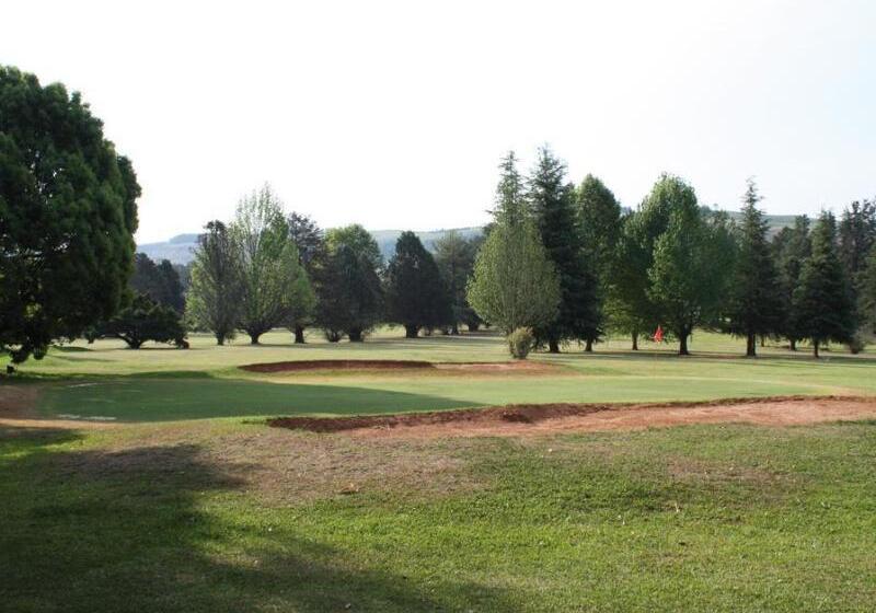 فندق Gooderson Monks Cowl Golf Resort