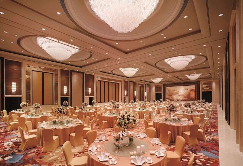 Grand Hotel Haikou