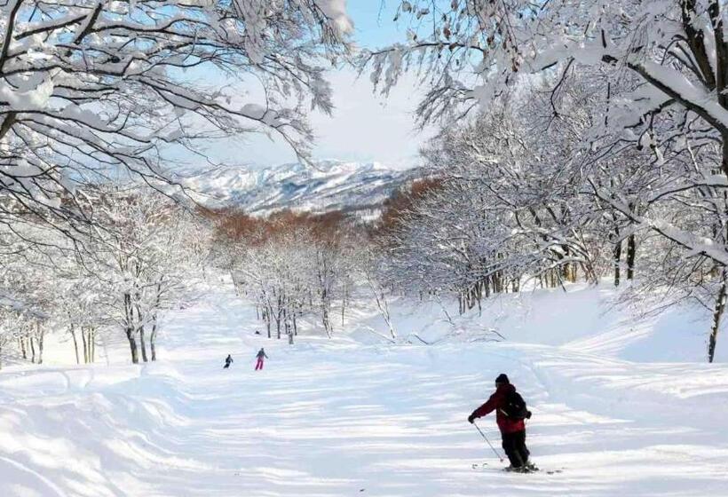 فندق Green Plaza Joetsu