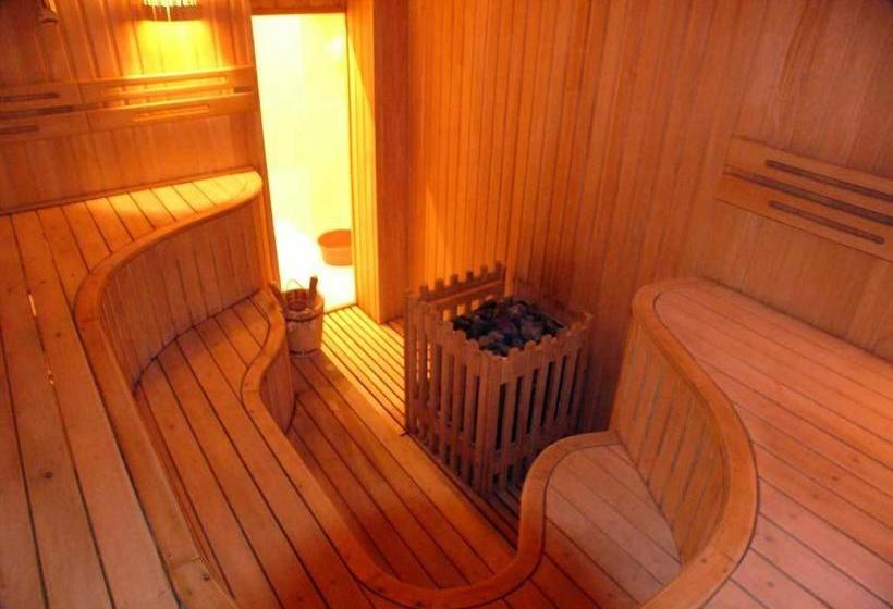 هتل Guest House Lux