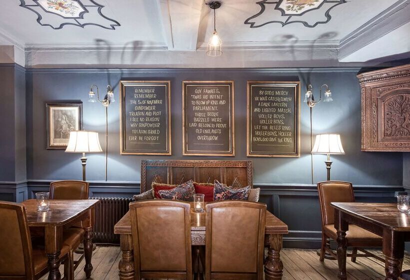 فندق Guy Fawkes Inn