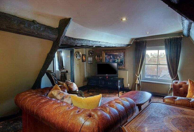 فندق Guy Fawkes Inn