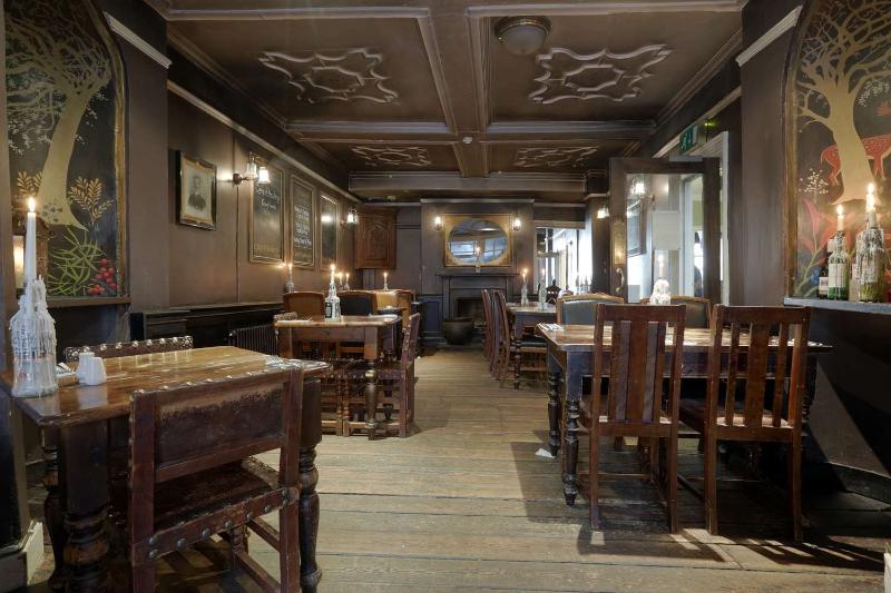 فندق Guy Fawkes Inn