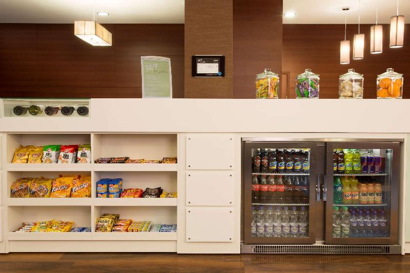 هتل Hampton By Hilton Gdansk Airport