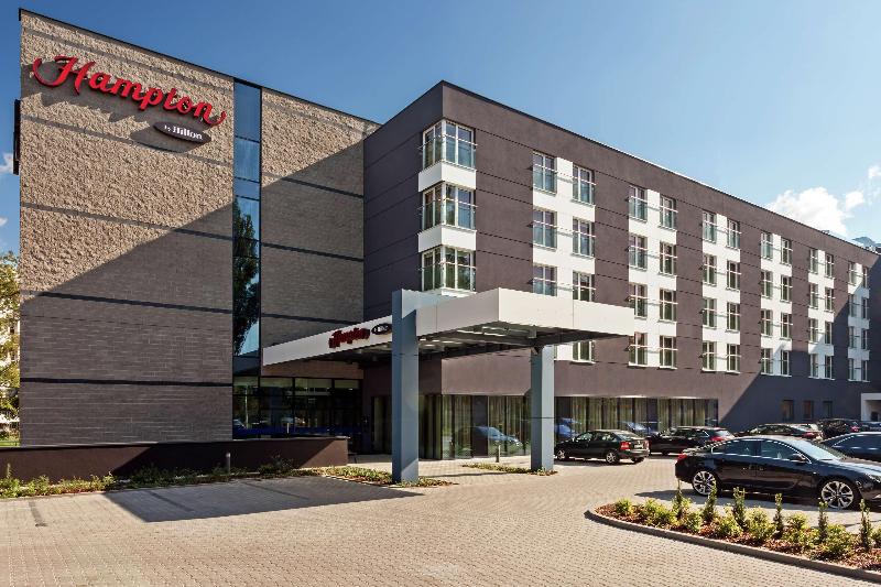 هتل Hampton By Hilton Warsaw Airport