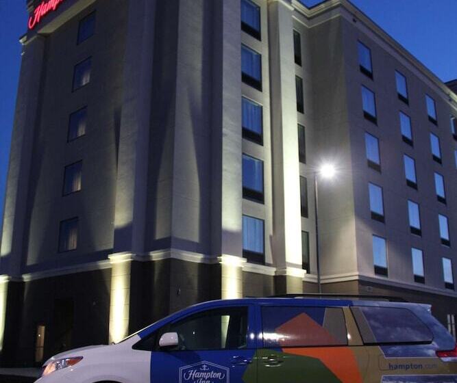 فندق Hampton Inn By Hilton Winnipeg Airport/polo Park
