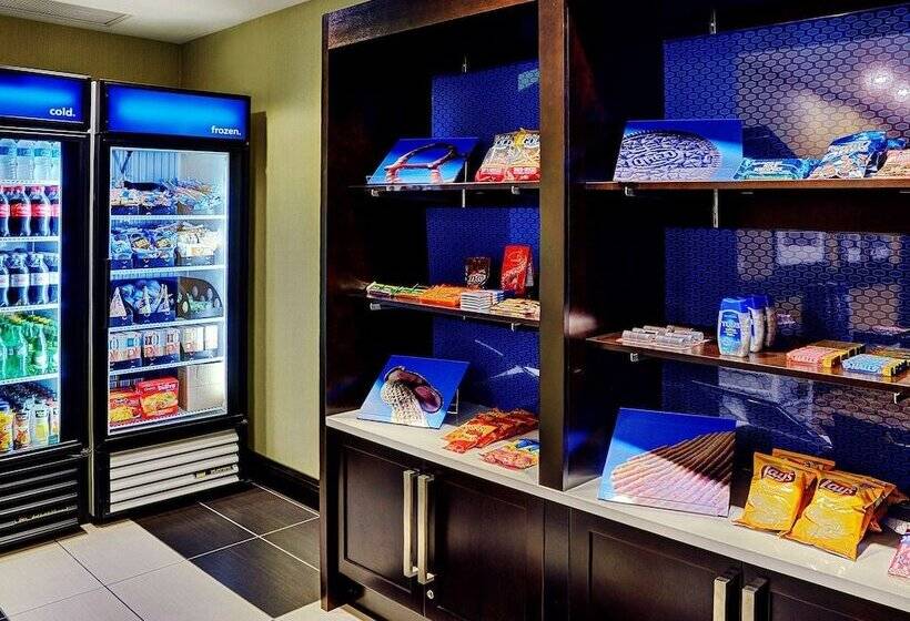 فندق Hampton Inn By Hilton Winnipeg Airport/polo Park