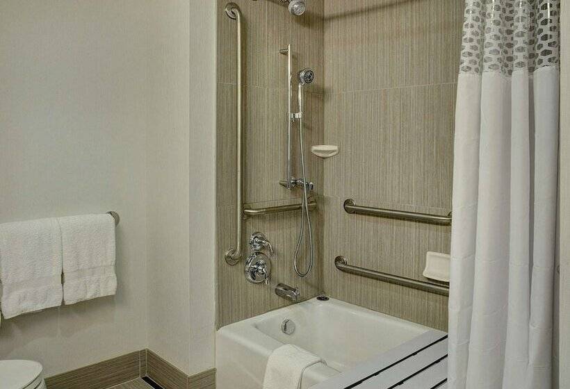 فندق Hampton Inn By Hilton Winnipeg Airport/polo Park