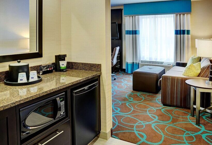 فندق Hampton Inn By Hilton Winnipeg Airport/polo Park