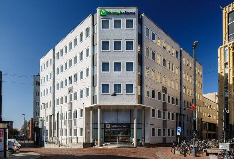 هتل Holiday Inn Express Arnhem, An Ihg