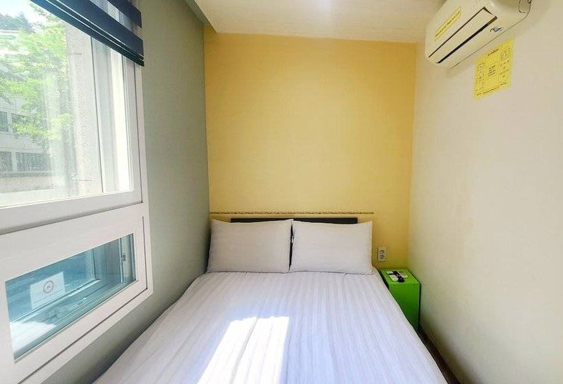 בית מלון כפרי Hostel Tommy