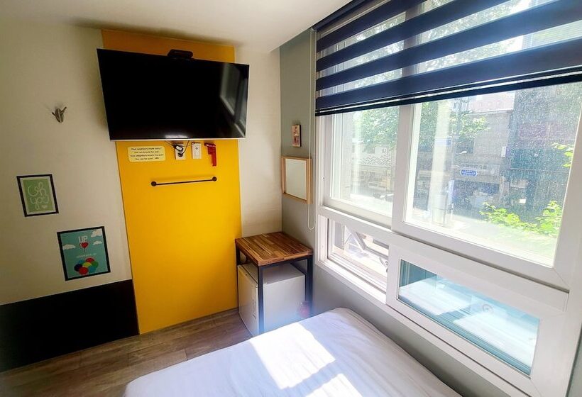 בית מלון כפרי Hostel Tommy