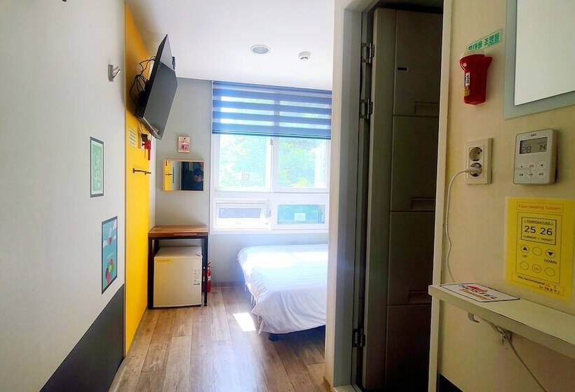 בית מלון כפרי Hostel Tommy