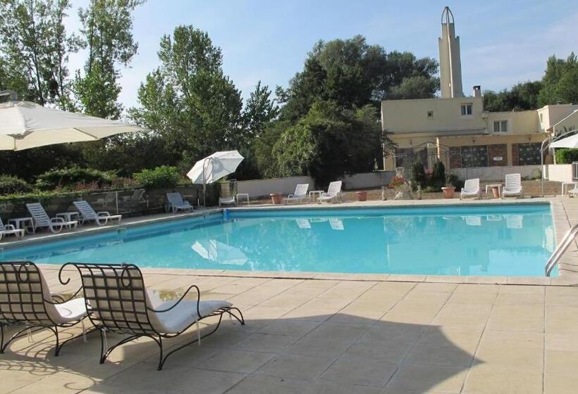 Отель Hôtel Acostel