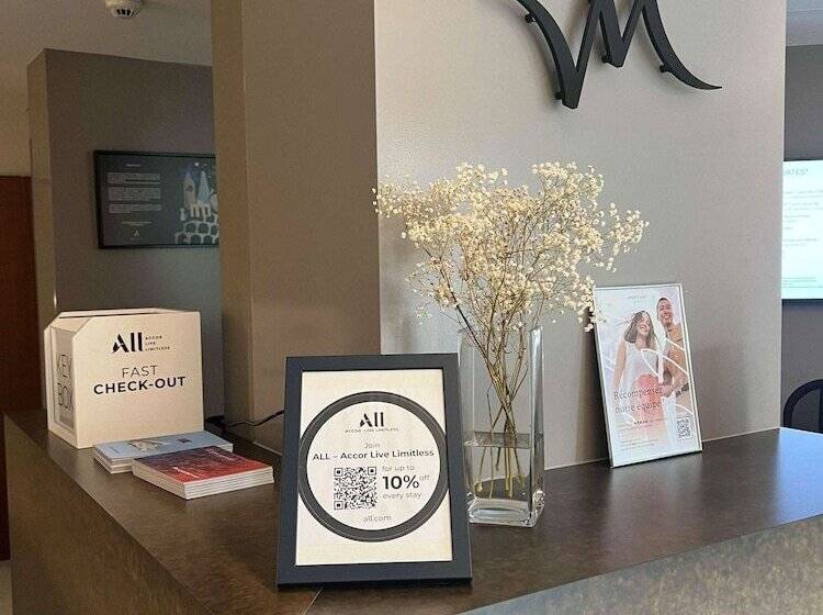 فندق Mercure Fribourg Centre Remparts