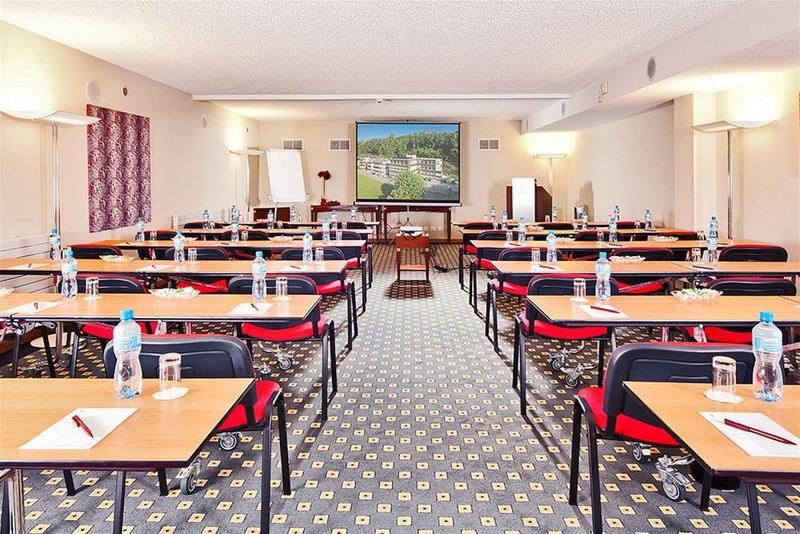 فندق Mercure Fribourg Centre Remparts