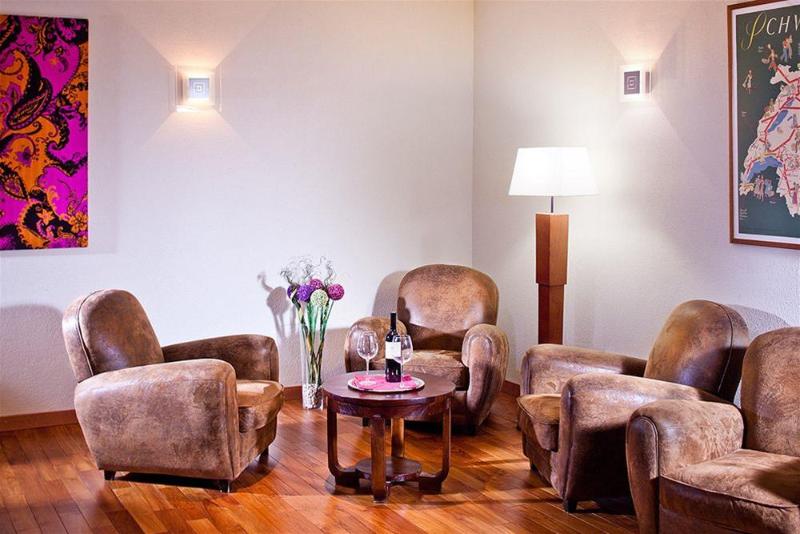 فندق Mercure Fribourg Centre Remparts