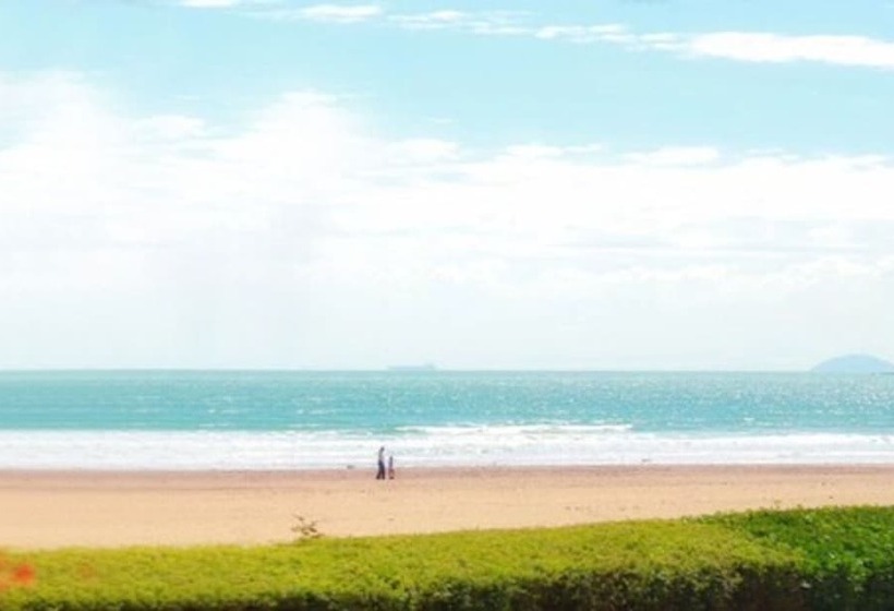 Отель Hyatt Regency Qingdao