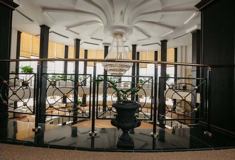 هتل Imperial Club Delux