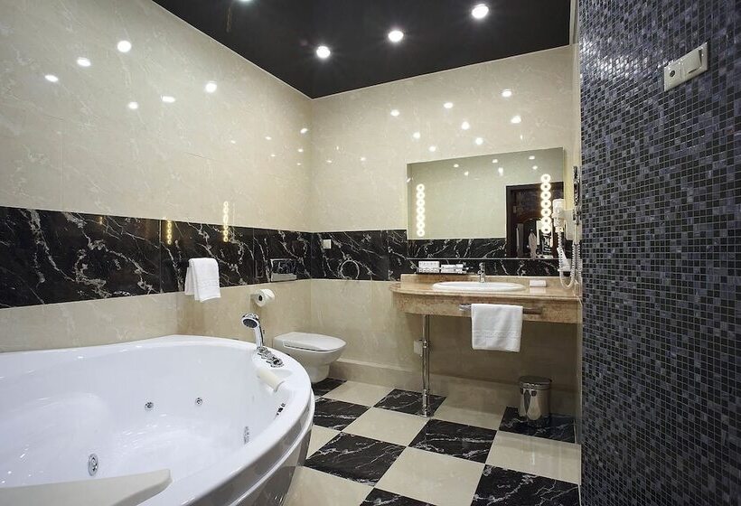 هتل Imperial Club Delux