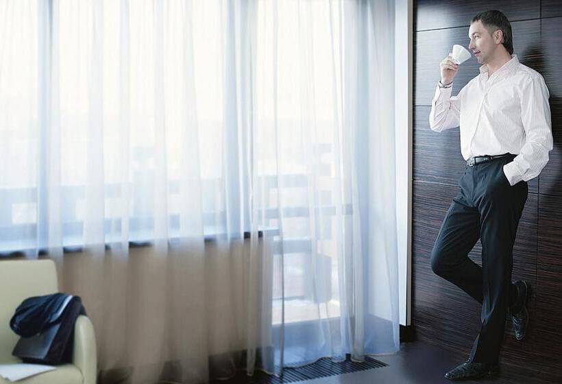 International Hotel Sayen