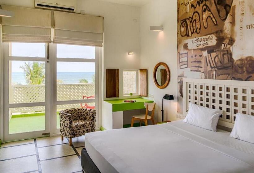 בית מלון כפרי J Negombo