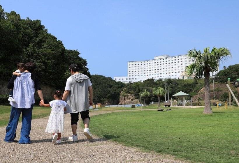 فندق Grand Mercure Wakayama Minabe Resort & Spa