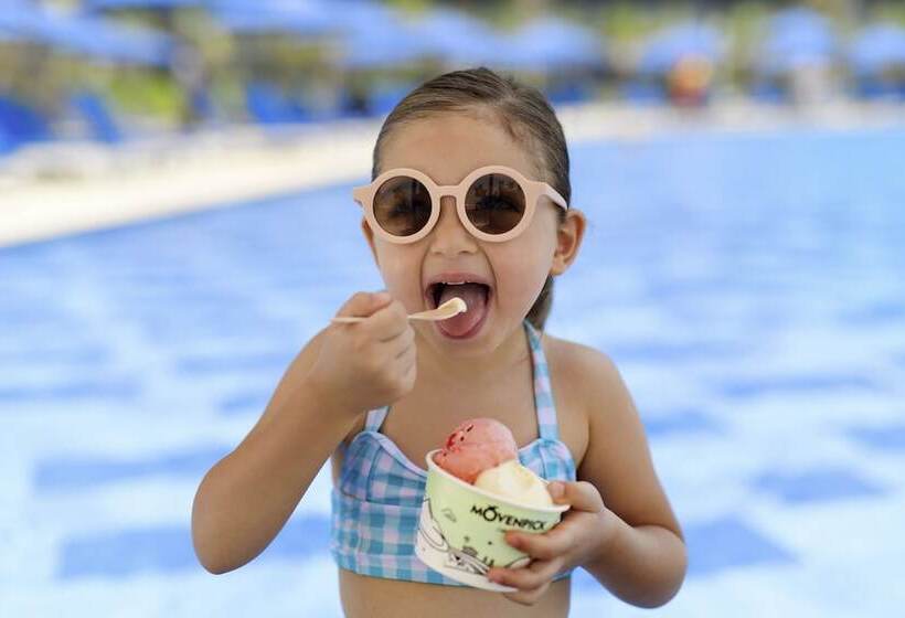 Отель Grand Mercure Wakayama Minabe Resort & Spa