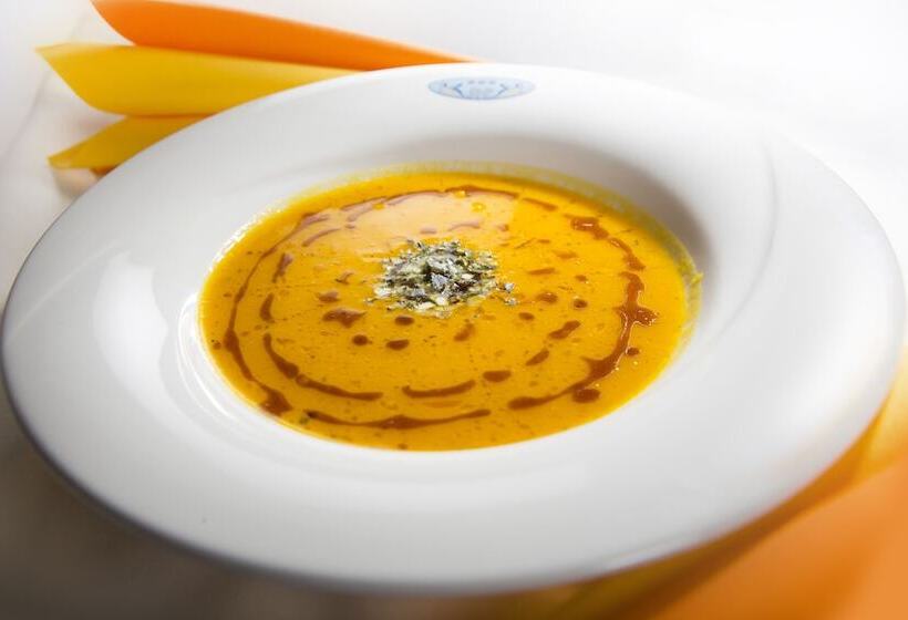 هتل Krek Superior