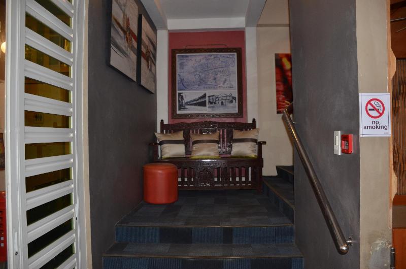 Отель La Gloria Residence Inn