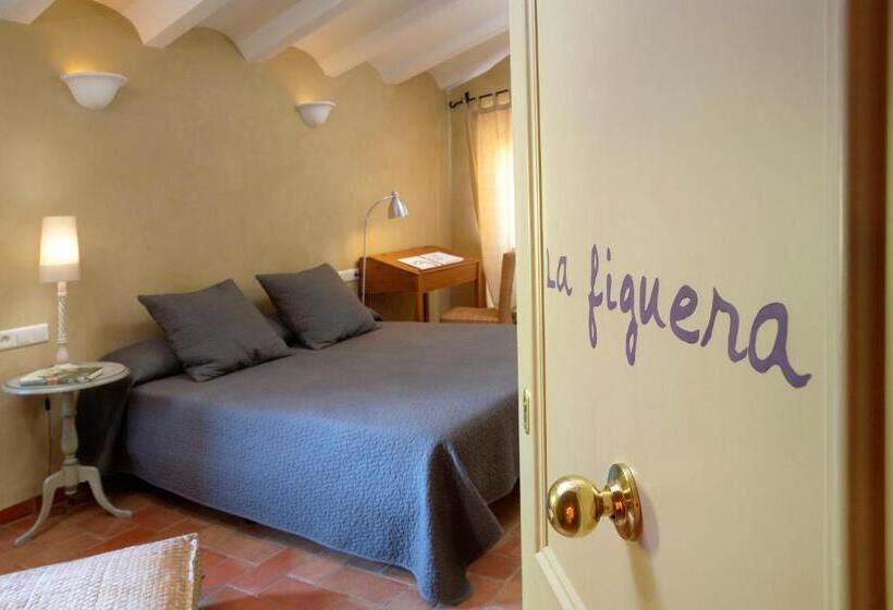 فندق La Plaça Madremanya