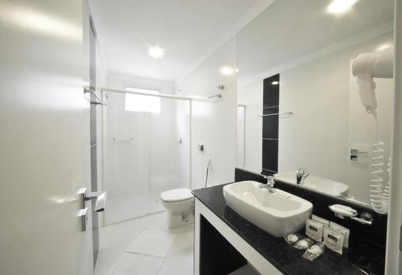 هتل Marimar The Place