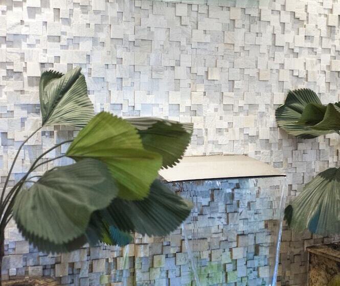 هتل Marimar The Place