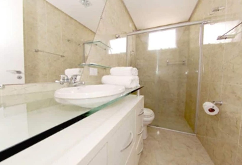 هتل Marimar The Place