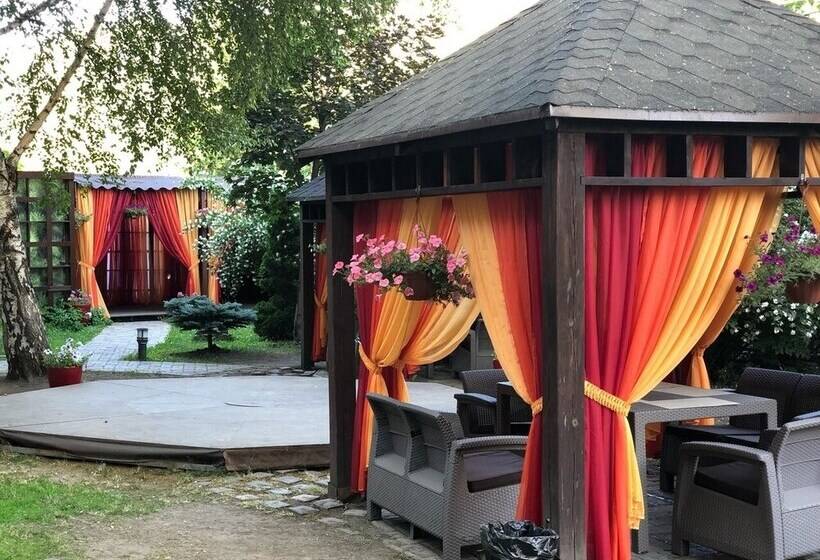 호텔 Matreshka Plaza