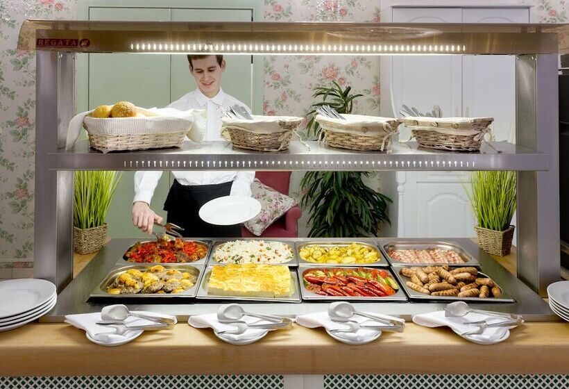 호텔 Matreshka Plaza