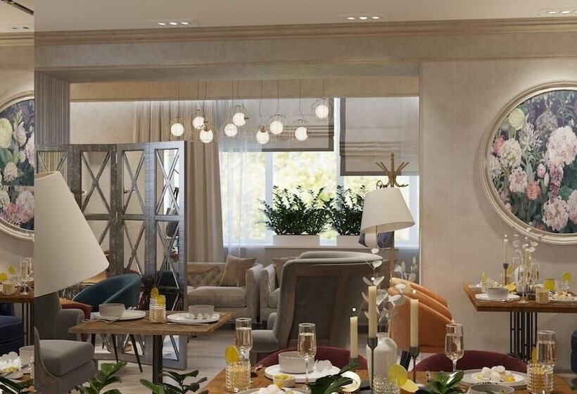 호텔 Matreshka Plaza