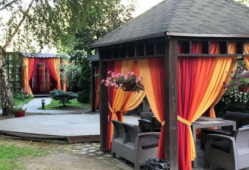 호텔 Matreshka Plaza