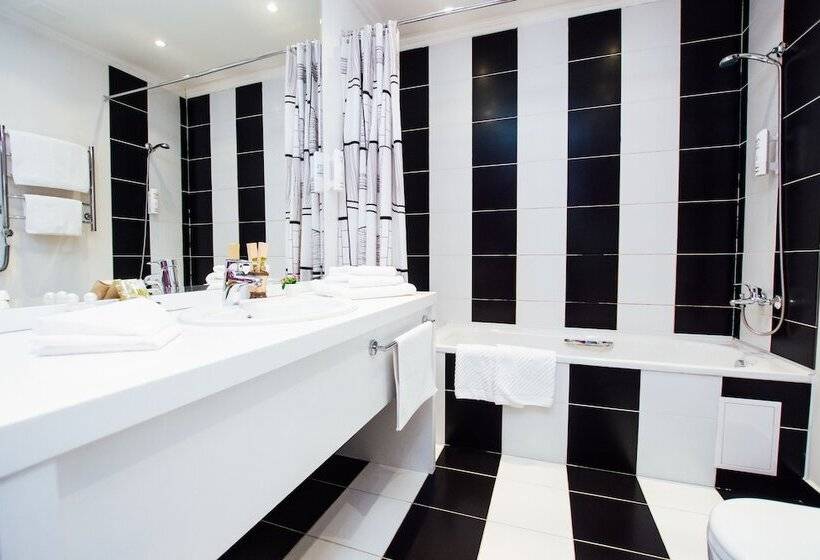 호텔 Matreshka Plaza