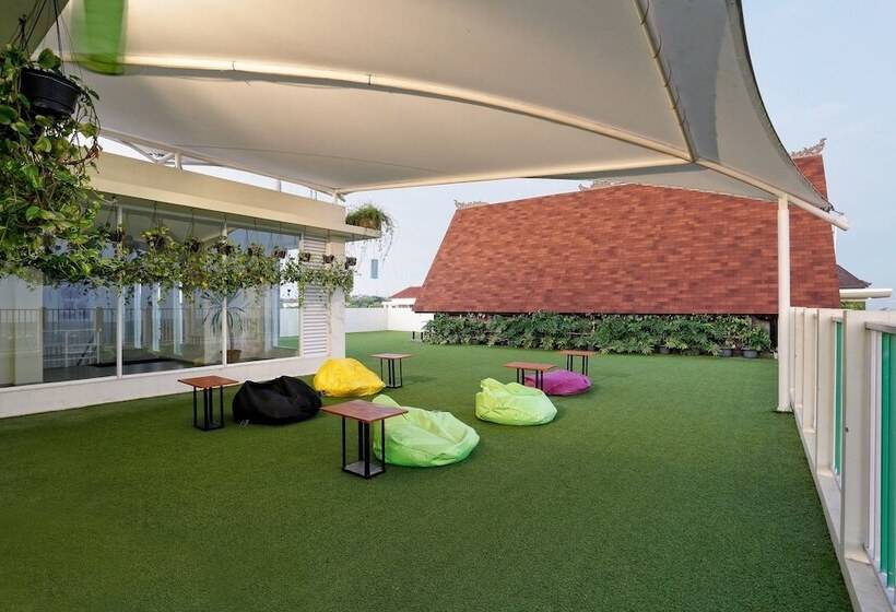 Maxonehotels At Bukit Jimbaran