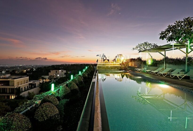 Maxonehotels At Bukit Jimbaran