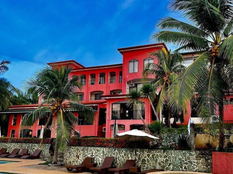 هتل My Little Island