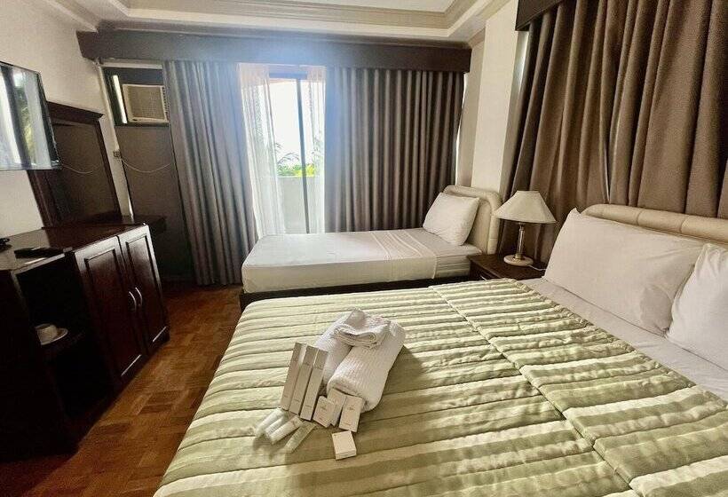 هتل My Little Island