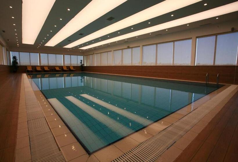 Nevali Hotel & Convention Center