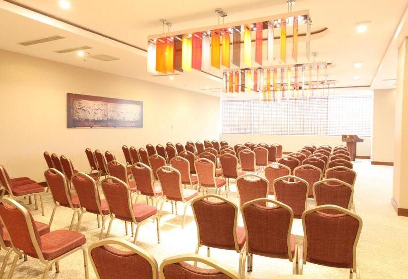 Nevali Hotel & Convention Center