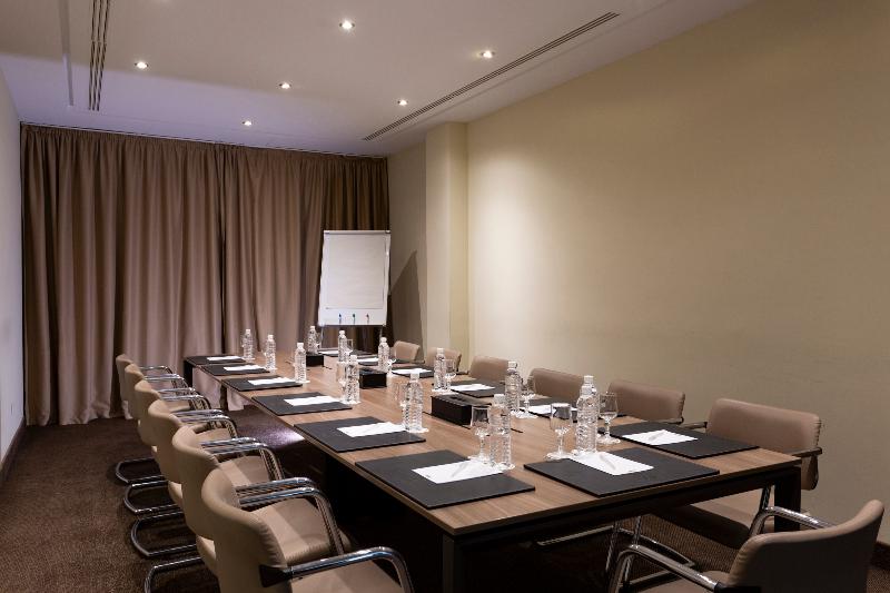 هتل Occidental Lac Tunis