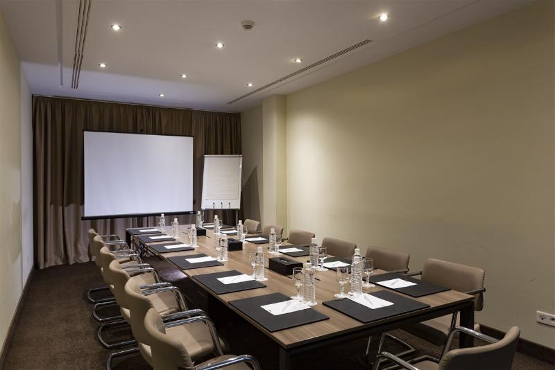 هتل Occidental Lac Tunis